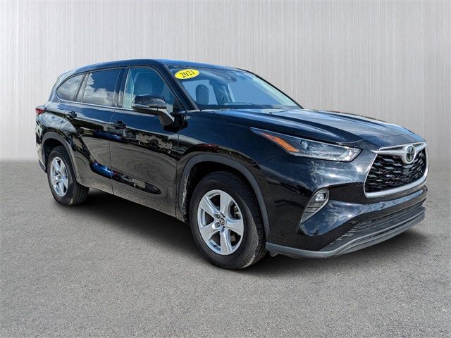 2021 Toyota Highlander LE