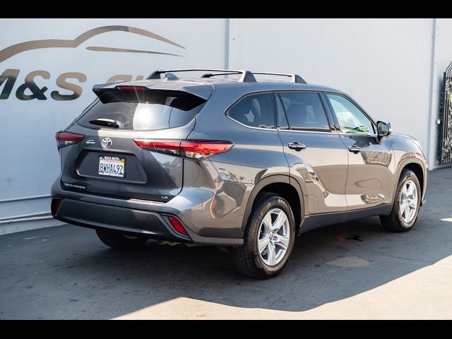 2021 Toyota Highlander LE