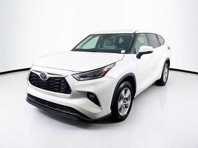 2021 Toyota Highlander LE