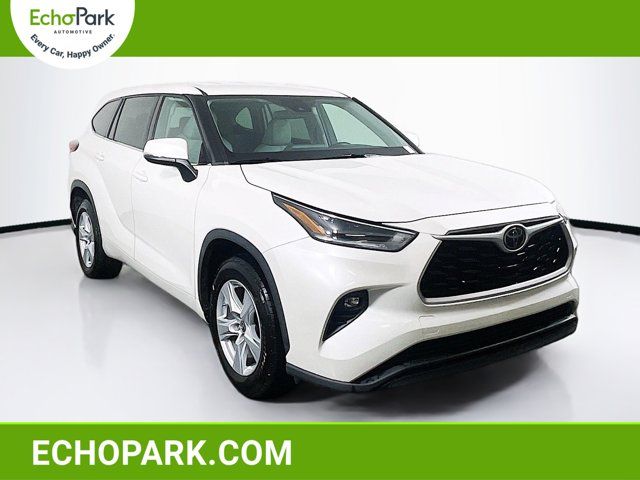 2021 Toyota Highlander LE