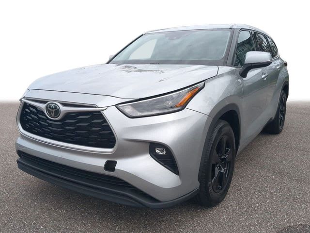 2021 Toyota Highlander LE