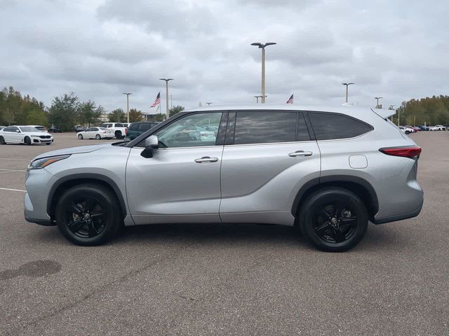 2021 Toyota Highlander LE