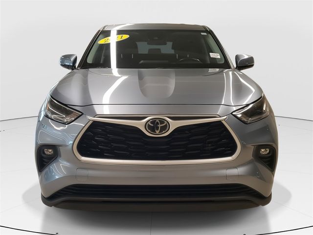 2021 Toyota Highlander LE