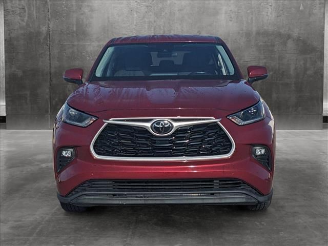 2021 Toyota Highlander LE