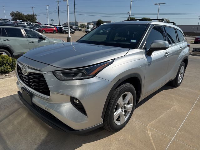 2021 Toyota Highlander LE