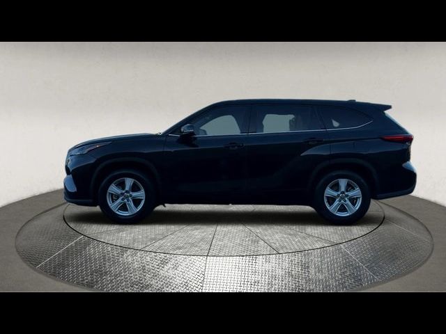 2021 Toyota Highlander LE