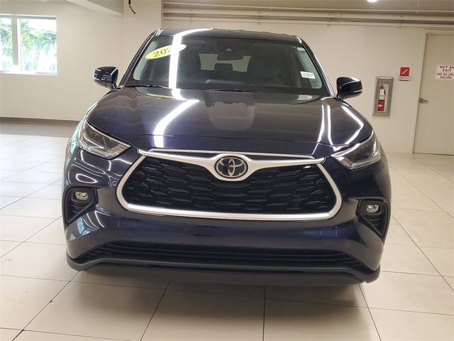 2021 Toyota Highlander LE