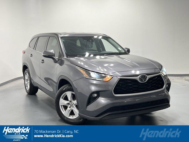 2021 Toyota Highlander LE