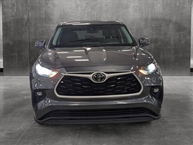 2021 Toyota Highlander LE