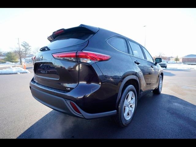 2021 Toyota Highlander LE