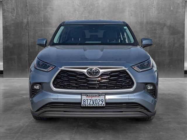 2021 Toyota Highlander LE