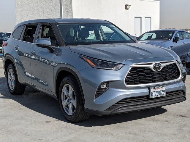 2021 Toyota Highlander LE