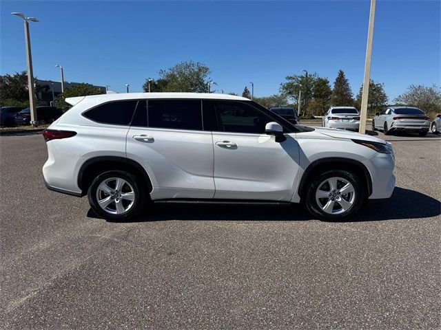 2021 Toyota Highlander LE