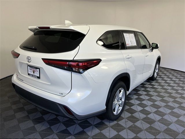 2021 Toyota Highlander LE