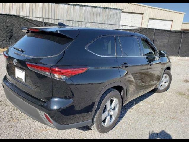 2021 Toyota Highlander LE