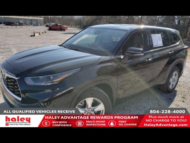 2021 Toyota Highlander LE