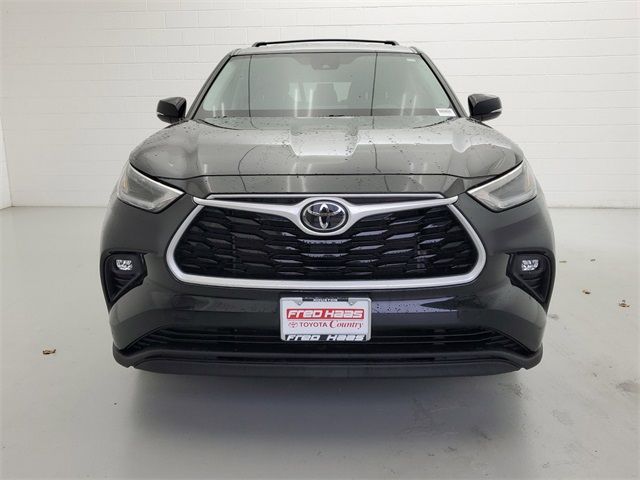 2021 Toyota Highlander LE