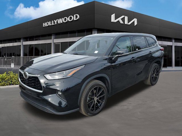 2021 Toyota Highlander LE