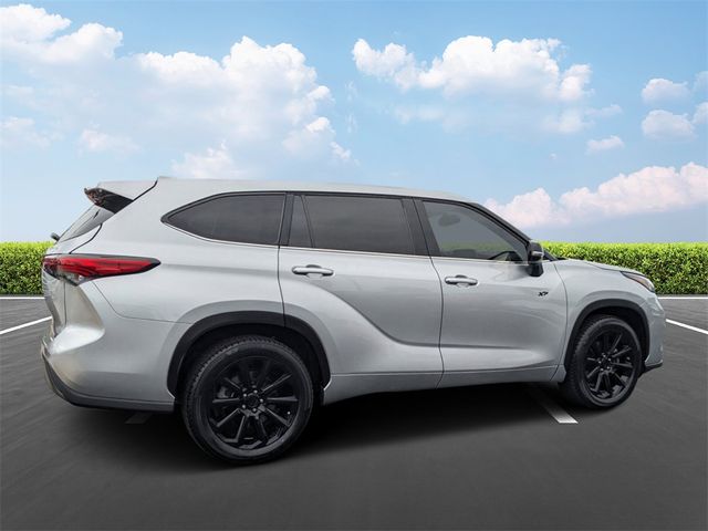 2021 Toyota Highlander LE