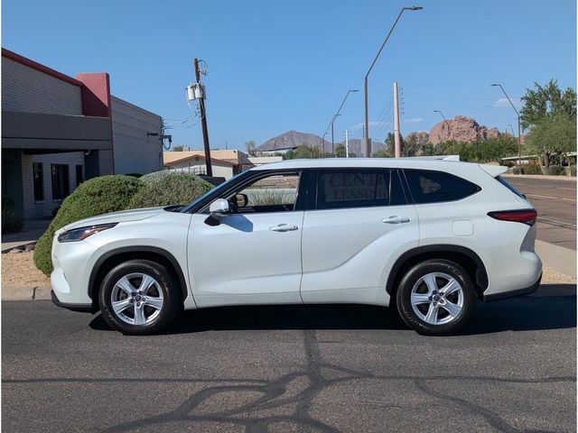 2021 Toyota Highlander LE