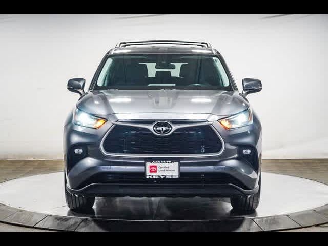 2021 Toyota Highlander LE