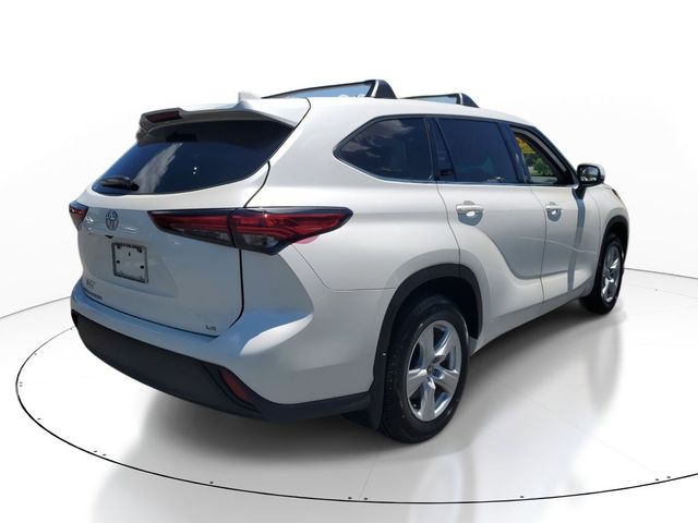 2021 Toyota Highlander LE