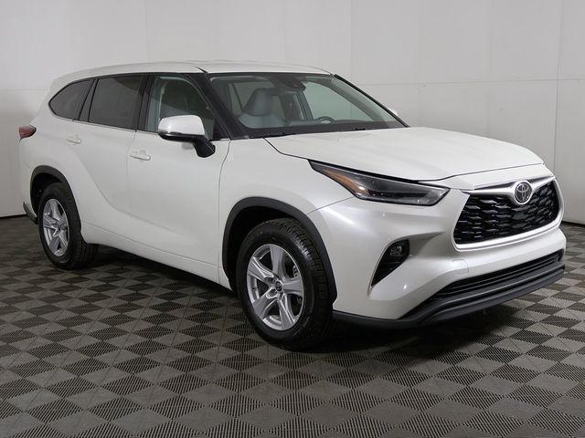 2021 Toyota Highlander LE