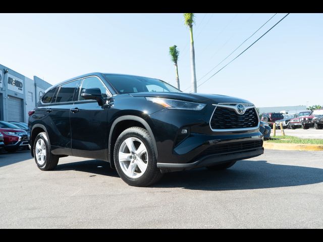 2021 Toyota Highlander LE