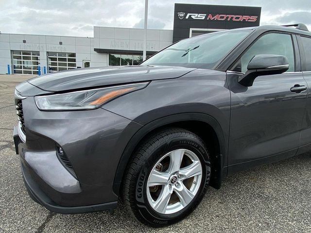 2021 Toyota Highlander LE
