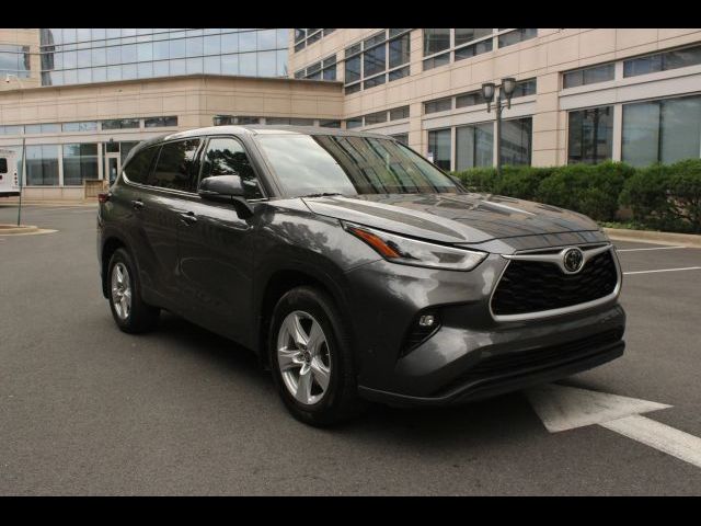 2021 Toyota Highlander LE