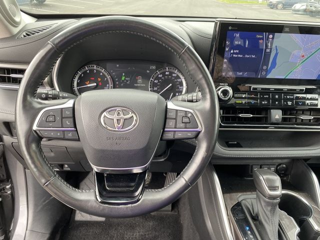 2021 Toyota Highlander Limited