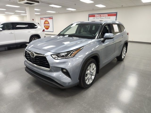 Used 2021 Toyota Highlander Limited For Sale in Cincinnati, OH ...