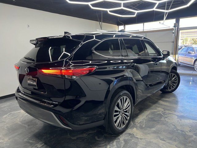 2021 Toyota Highlander Platinum