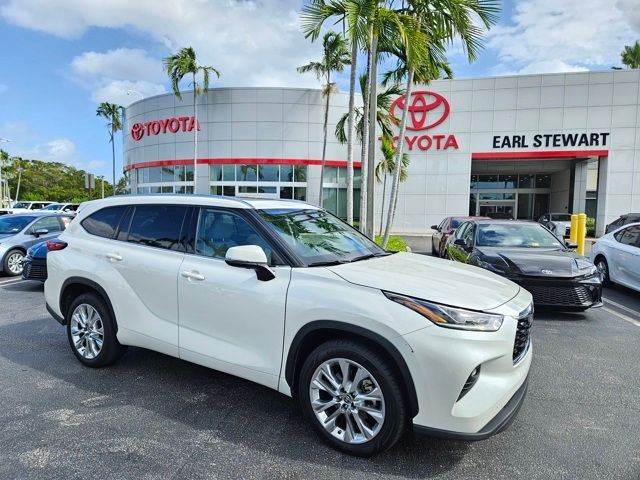 2021 Toyota Highlander Limited