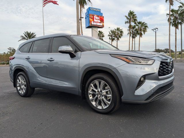 2021 Toyota Highlander Limited