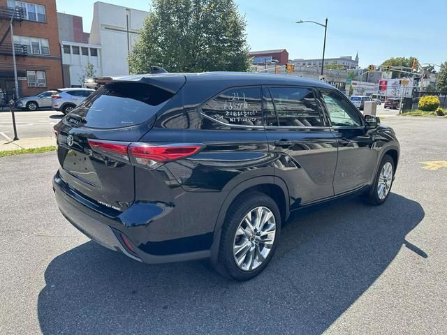 2021 Toyota Highlander Limited