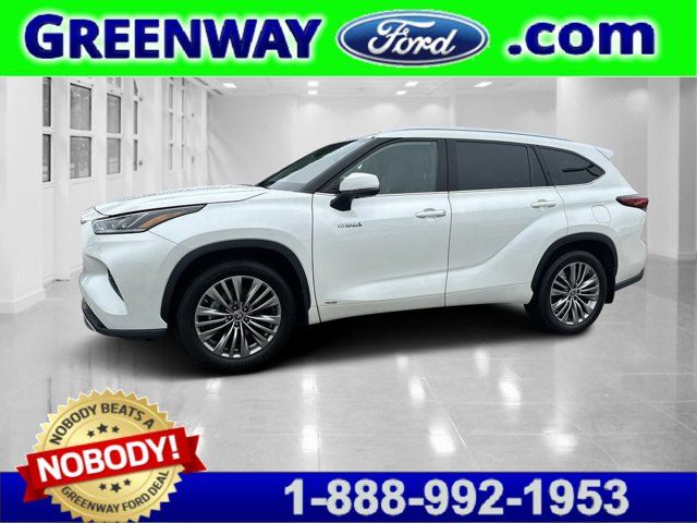 2021 Toyota Highlander Hybrid Platinum