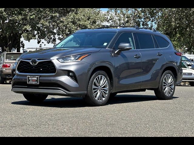 2021 Toyota Highlander Platinum