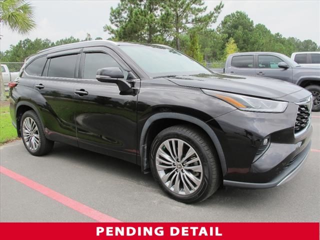 2021 Toyota Highlander Platinum