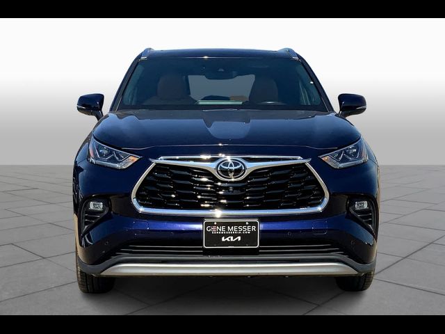 2021 Toyota Highlander Platinum