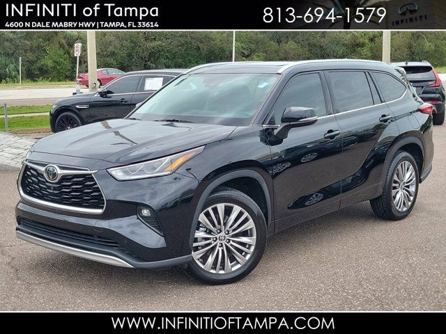 2021 Toyota Highlander Platinum