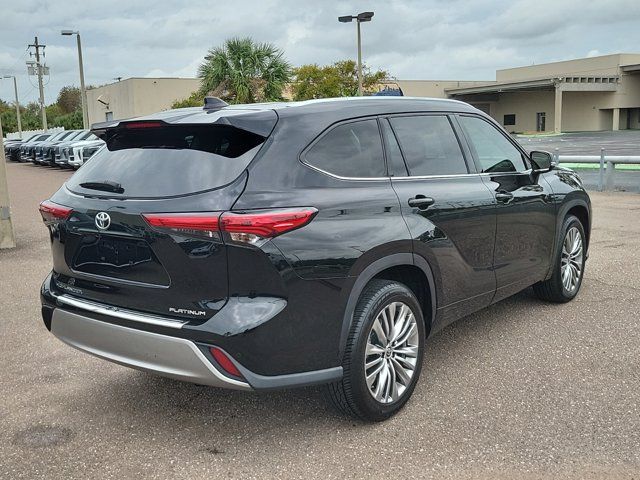 2021 Toyota Highlander Platinum