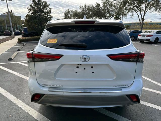 2021 Toyota Highlander Platinum