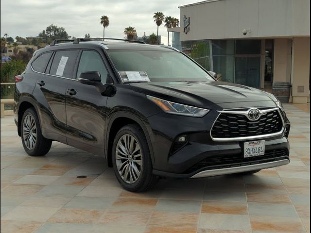 2021 Toyota Highlander Platinum