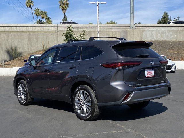 2021 Toyota Highlander Platinum