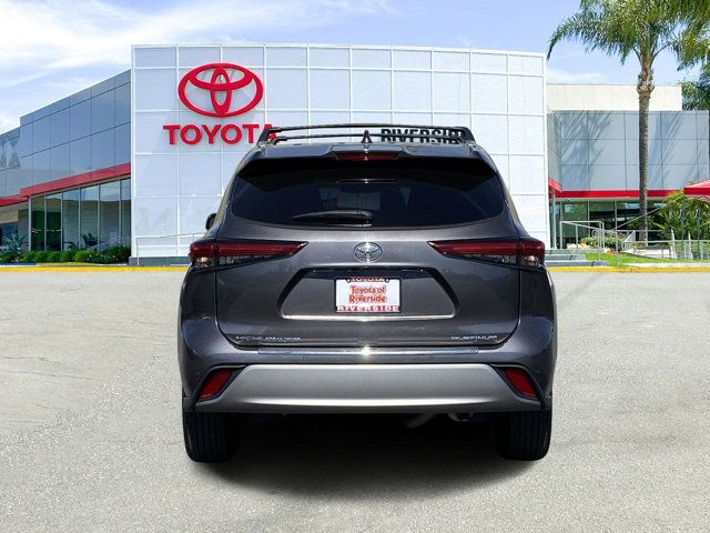 2021 Toyota Highlander Platinum