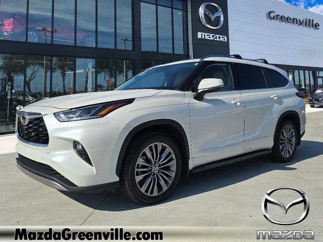 2021 Toyota Highlander Platinum