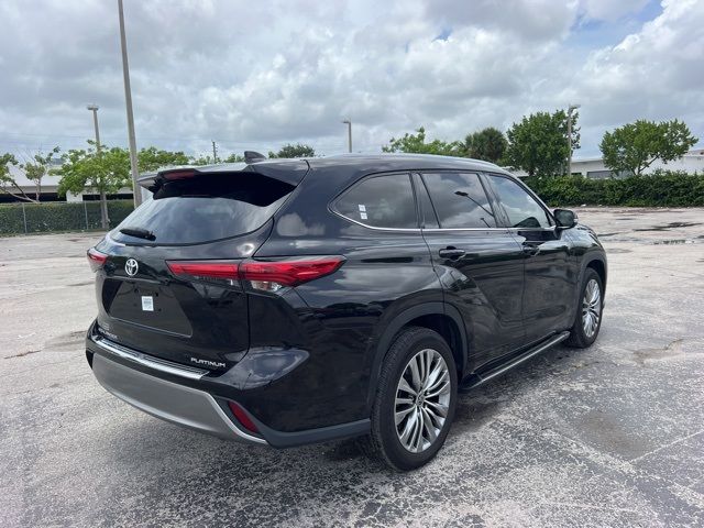 2021 Toyota Highlander Platinum