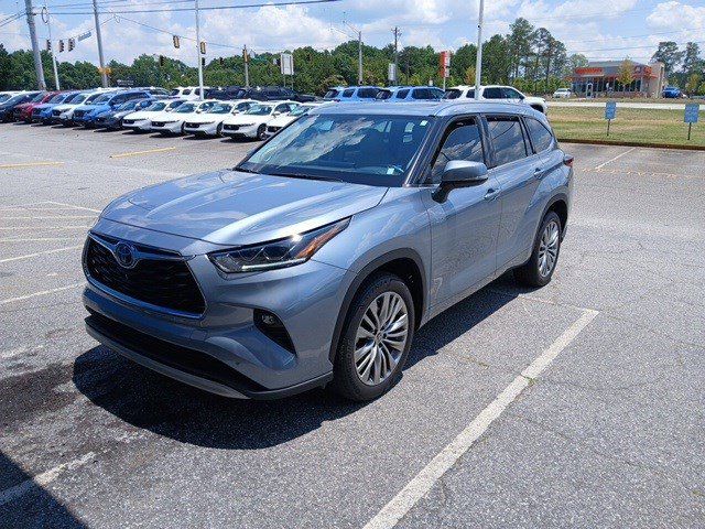 2021 Toyota Highlander Platinum