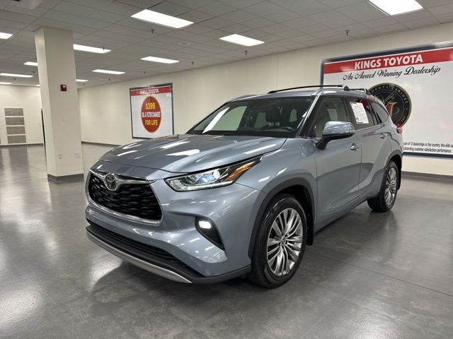 2021 Toyota Highlander Platinum